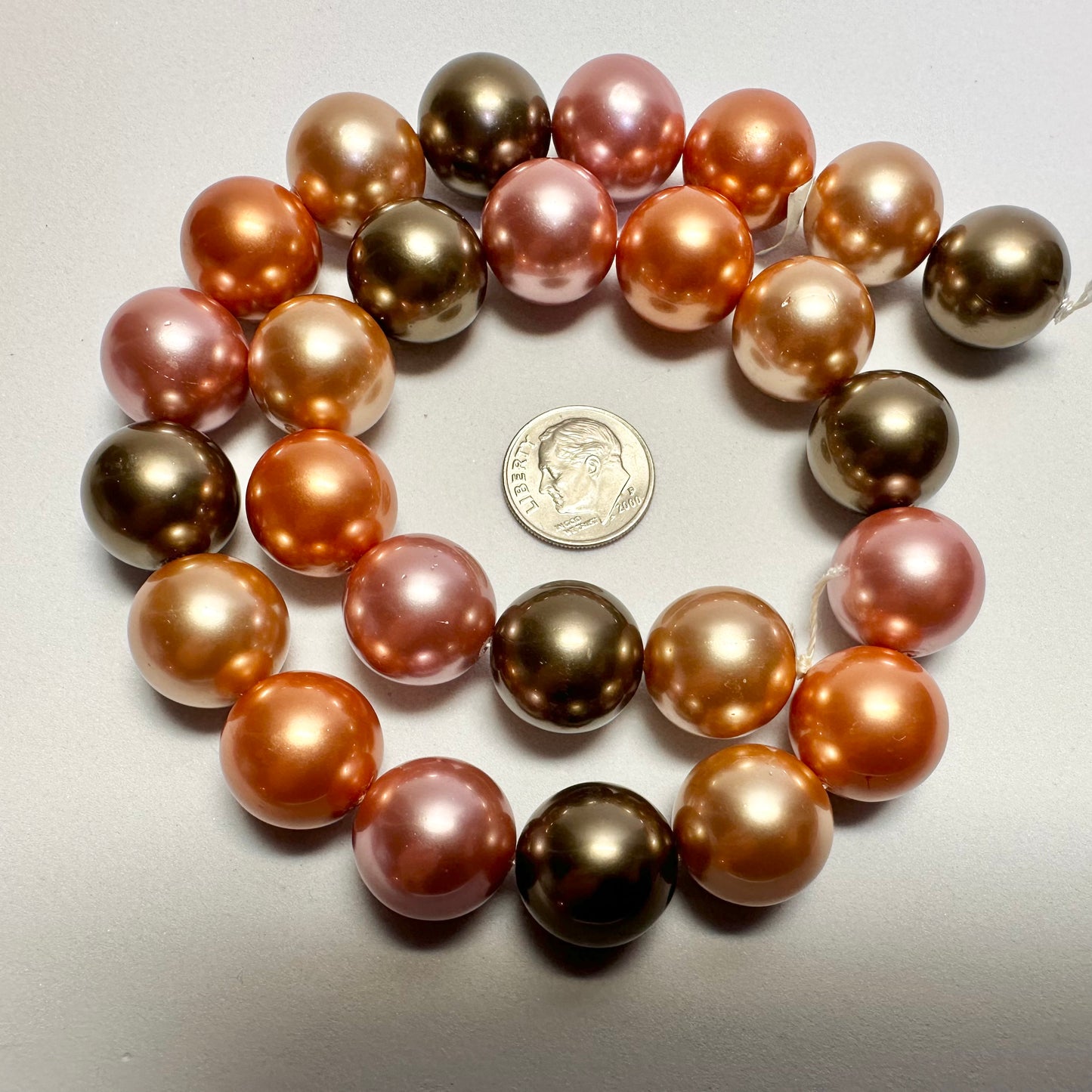Multi-Color Round Shell Pearl Beads, 16mm, 1 Strand (approx. 25)