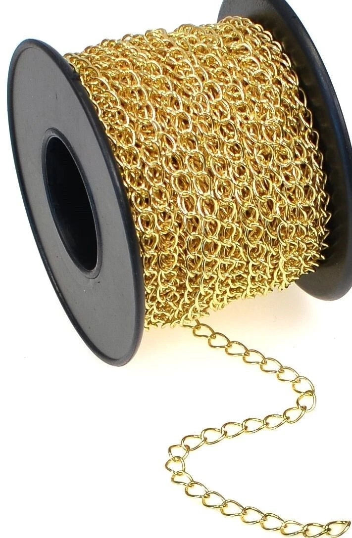 Curb Chain, Gold Plated Brass 2.8x4mm Links, 10m Spool (approx. 32 ft)