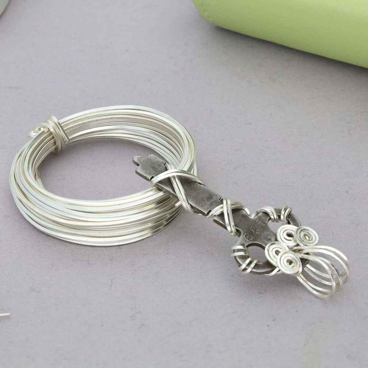 Beadsmith Non-Tarnish Silver Plated Copper Square Wire, 18 Gauge, 4 Yards