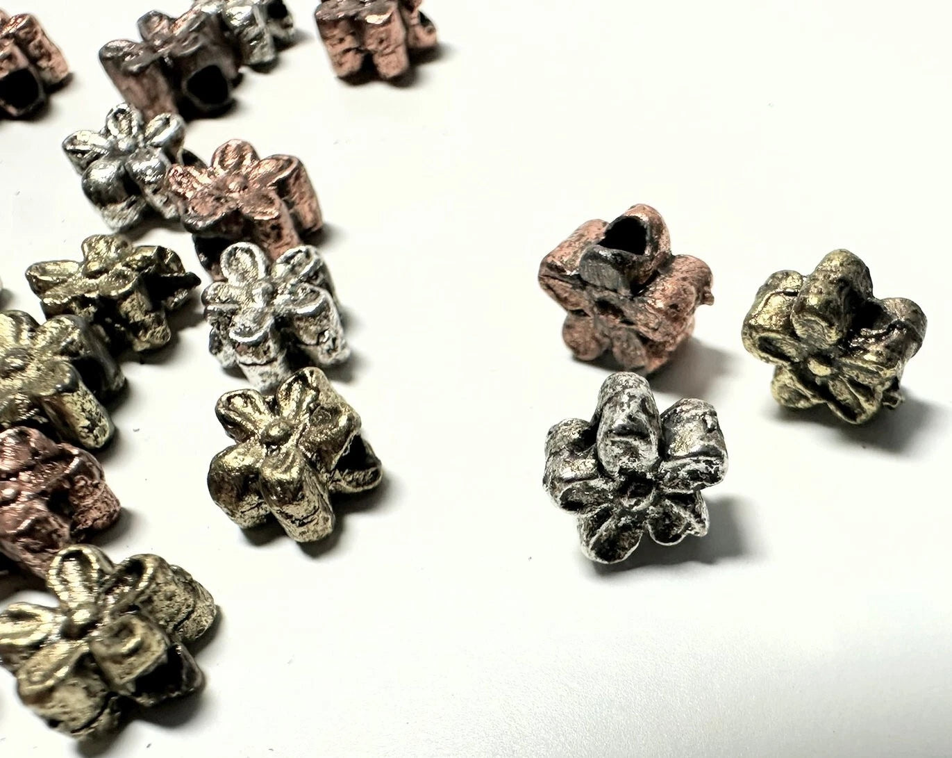 Antiqued Mixed Finish Brass Double-Sided Flower Beads, 6mm, 50g (approx. 35-40 pcs)