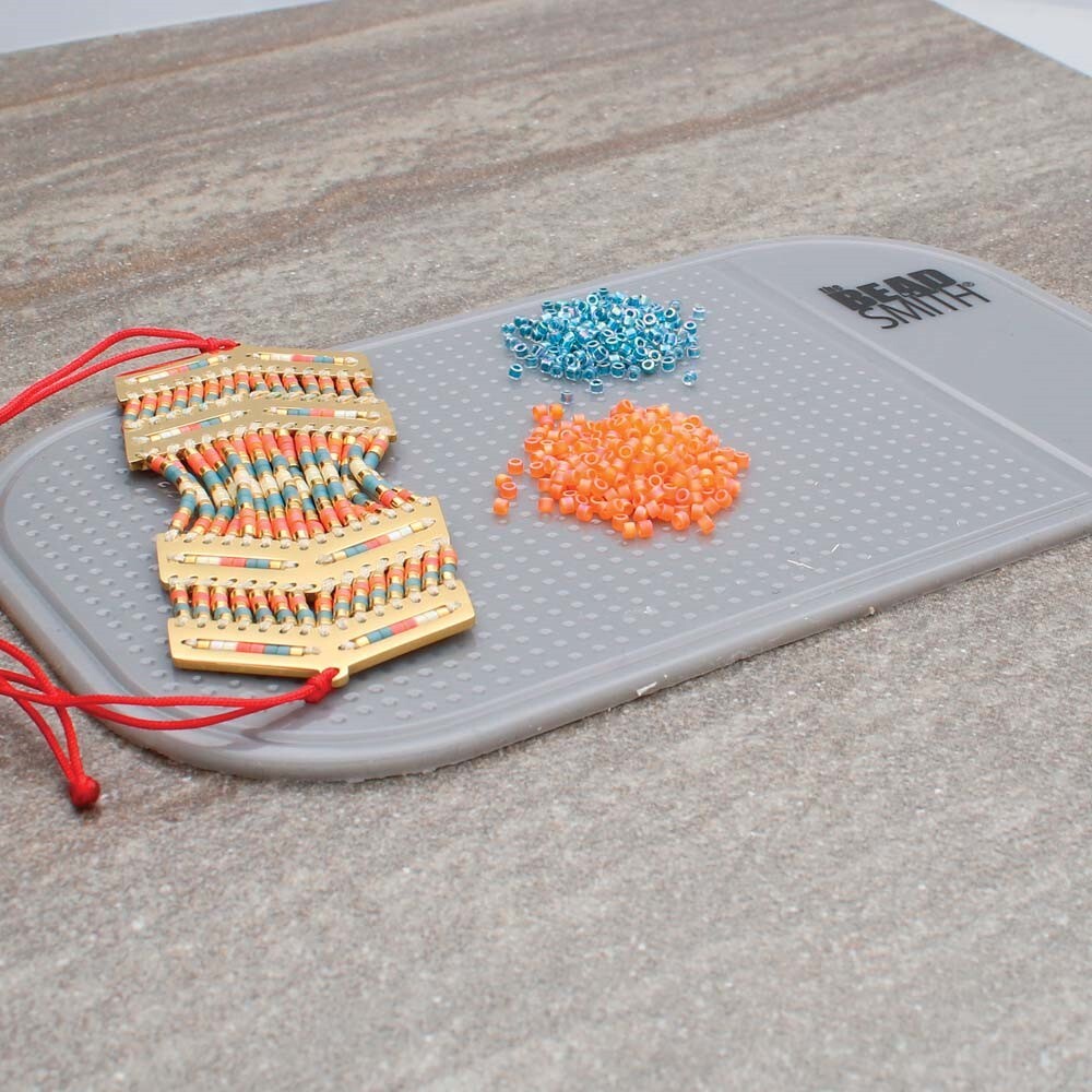 BeadSmith Small Sticky Bead Mat, 3-1/4" x 5-1/2"