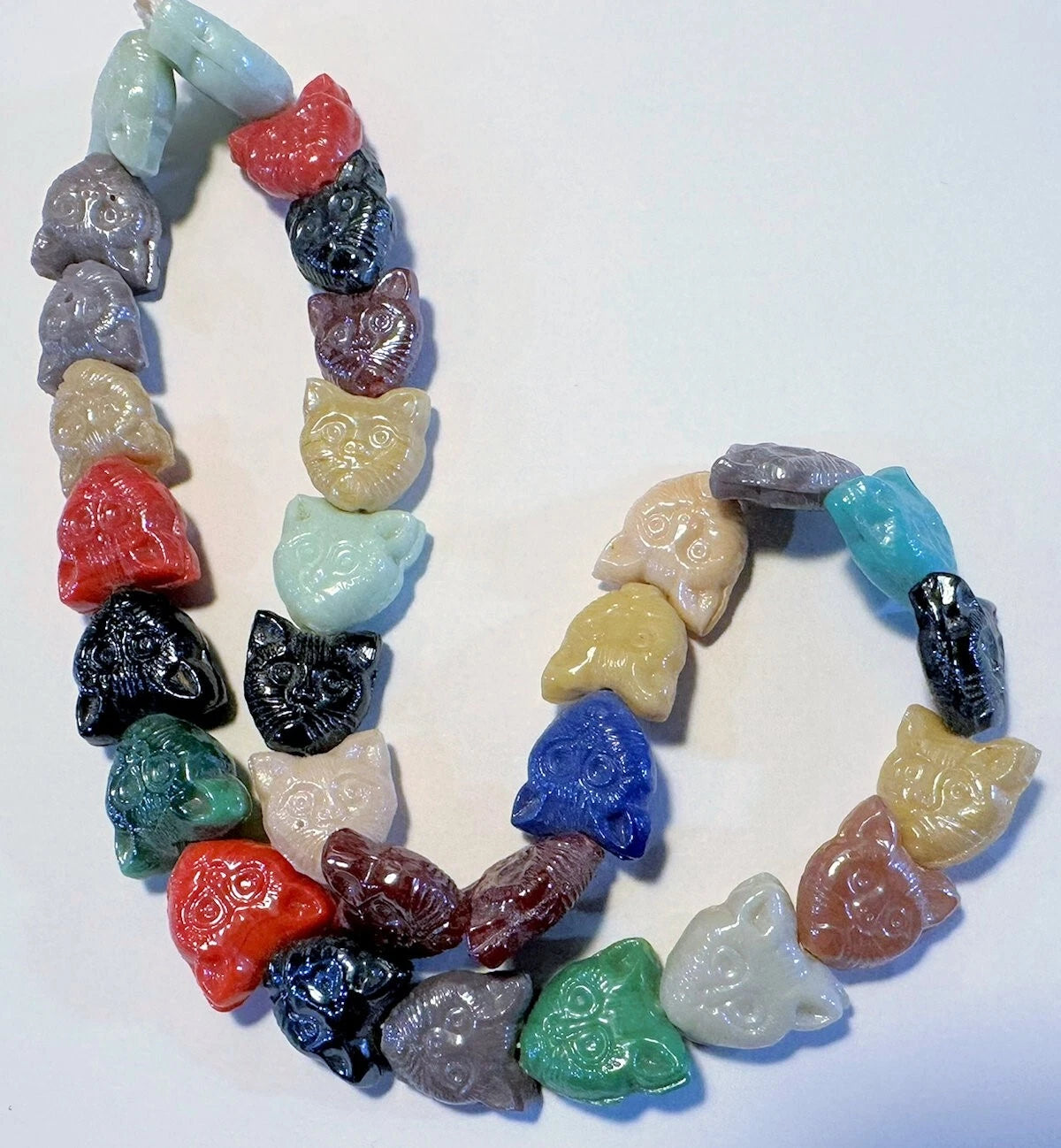 Pressed Glass Cat Face Beads, Multicolor, 15x13.5mm, 1 Strand (approx. 30 pcs)